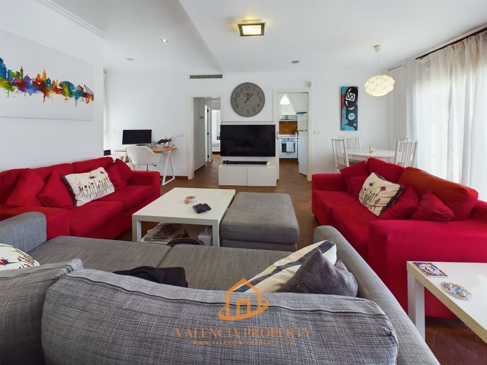 Central Valencia Penthouse in Valencia City